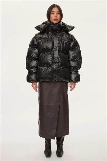 Oval Sqaure - Active Hood Jacket, Black